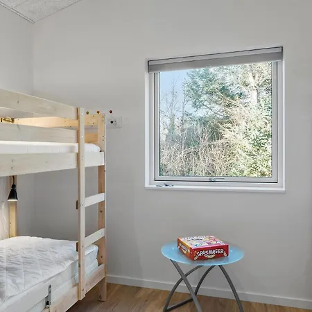 4 Bedroom Awesome In