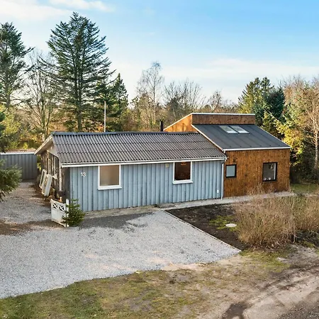 4 Bedroom Awesome In Nyaraló
